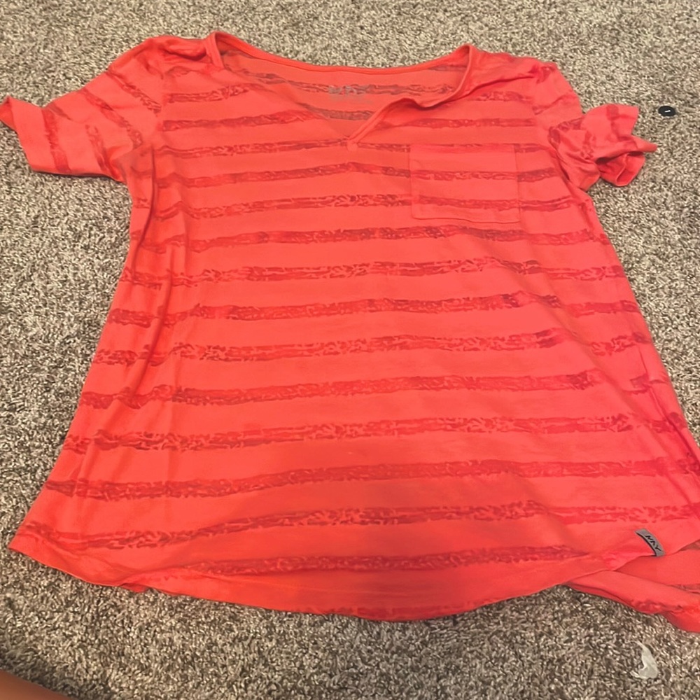 Orange/Red top